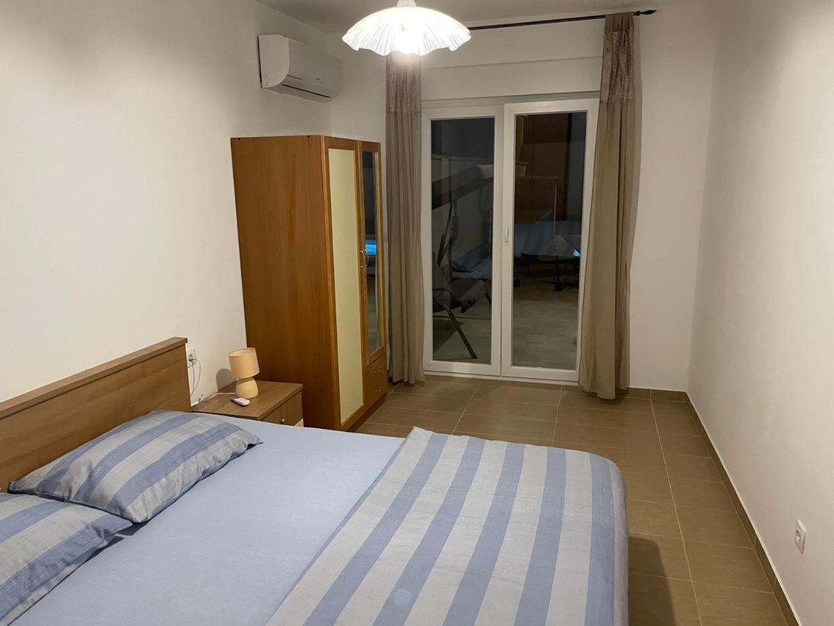 Villa Mira ***** Pinezići Εξωτερικό φωτογραφία