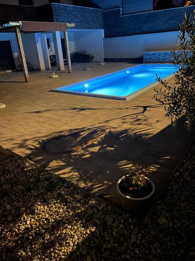 Villa Mira ***** Pinezići Εξωτερικό φωτογραφία