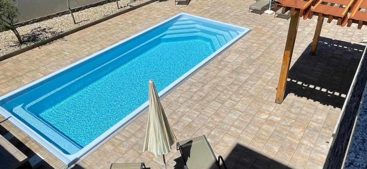 Villa Mira ***** Pinezići Εξωτερικό φωτογραφία
