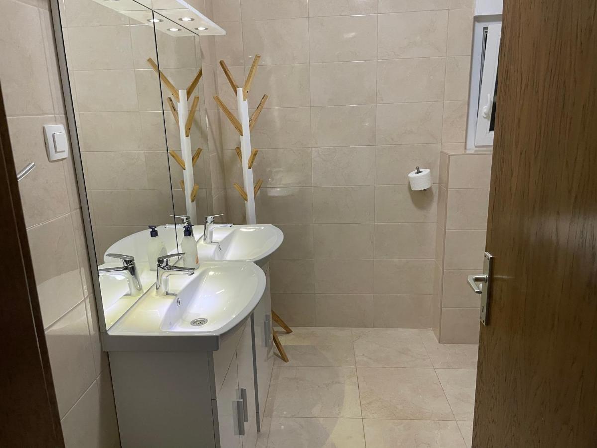 Villa Mira ***** Pinezići Εξωτερικό φωτογραφία